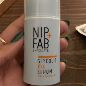 Nip+Fab serum